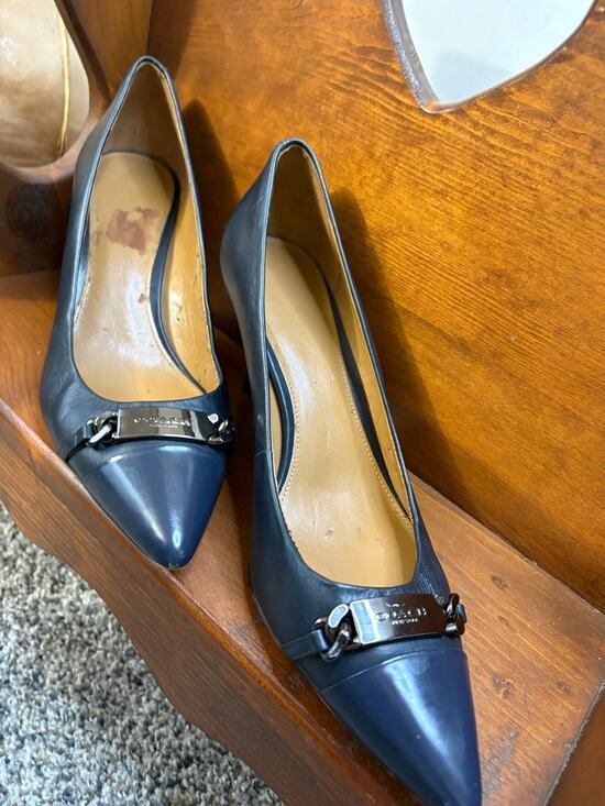 Coach Shoes - Vintage Coach Bowery Pumps, Kitten Heel, Navy Blue, Size 9
